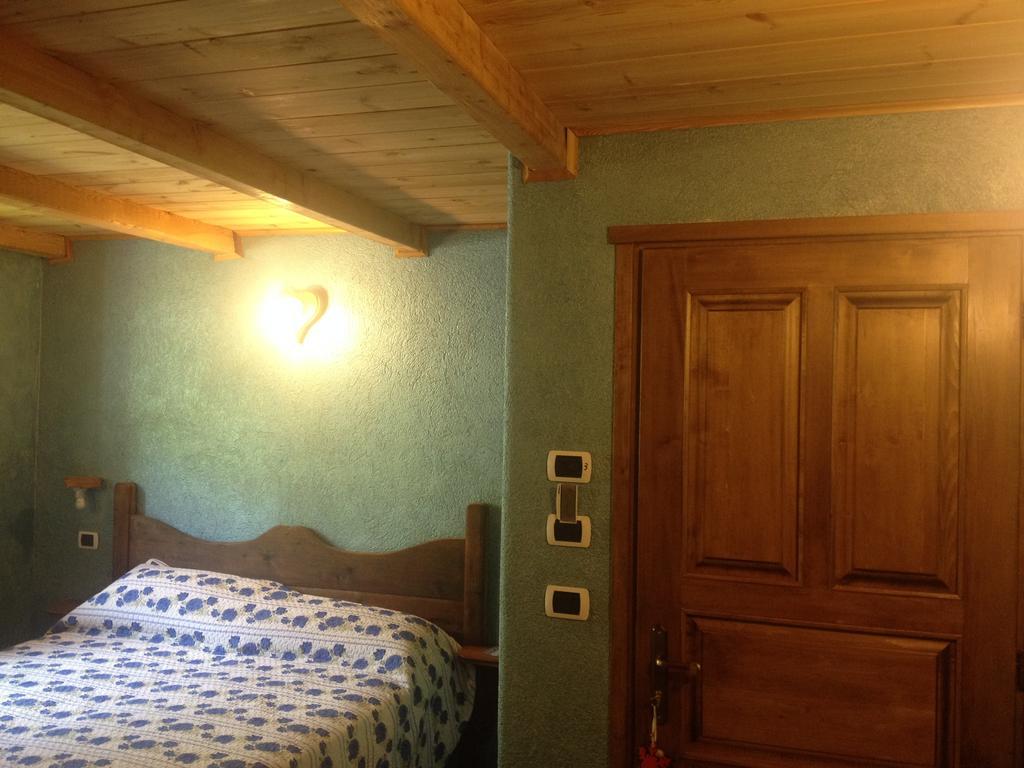 Grand Golliat Ristorante E Chambres D'Hotes Saint-Rhemy-En-Bosses Bilik gambar